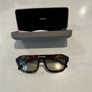 Vehla DIXIE - TORT/SAGE Sunglasses